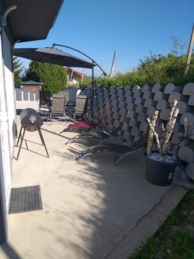 Apartma Lara Lesicno Exterior photo